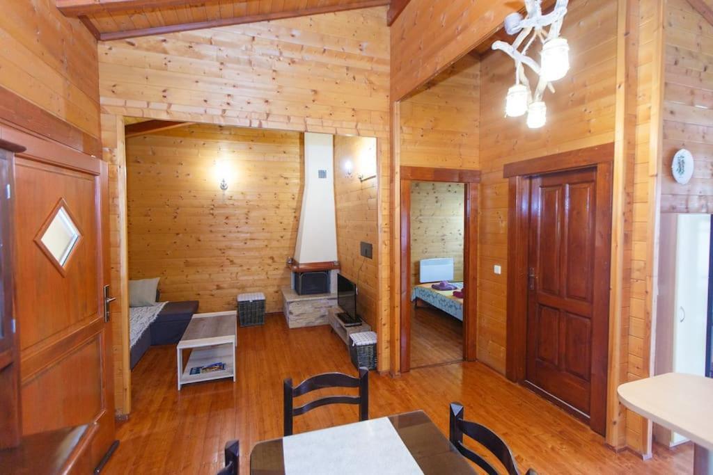 Wooden House In Ioannina Apartment Екстериор снимка
