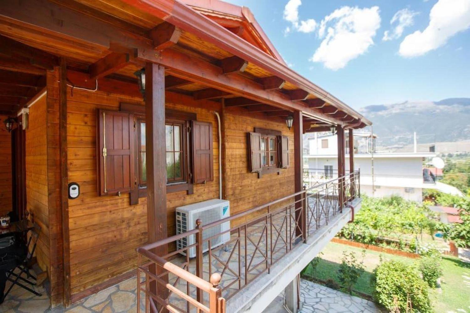 Wooden House In Ioannina Apartment Екстериор снимка